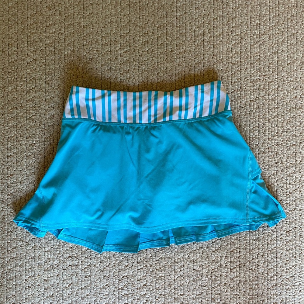 Lululemon tennis skirt size 2 reg!